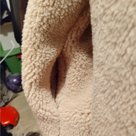 Jacket - Picture 6 of 6